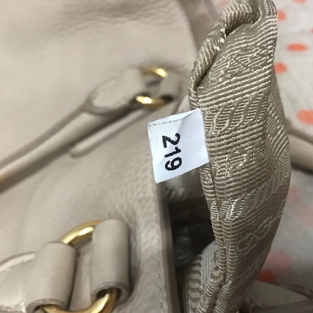 Prada Bags - Picture 13 of 15